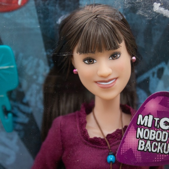 Disney Camp Rock Mitchie (Demi Lavato) Doll (2008) NIB - Picture 2 of 7